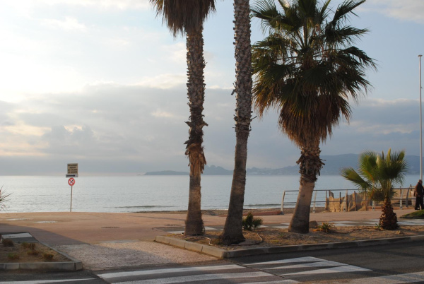 Offres de location Appartement Saint-Cyr-sur-Mer 83270