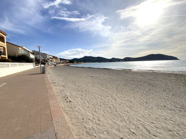 Vente Immobilier Professionnel Fonds de commerce Saint-Cyr-sur-Mer 83270