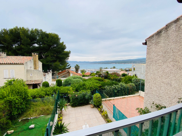 Offres de location Appartement Saint-Cyr-sur-Mer 83270