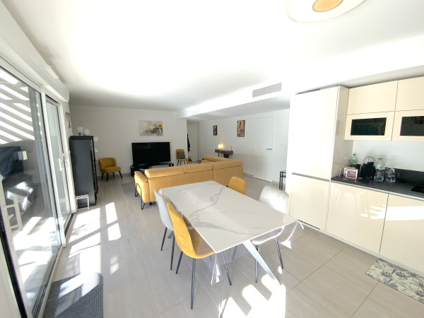 Location de vacances Appartement Saint-Cyr-sur-Mer 83270